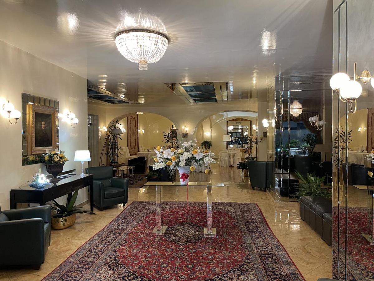 Hotel Europa Fiera - Housity
