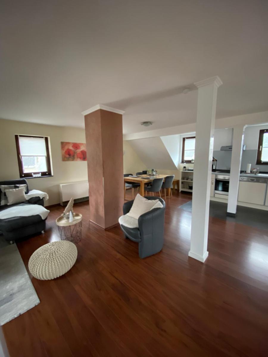 Ferienwohnungen Rurseeblick - Housity
