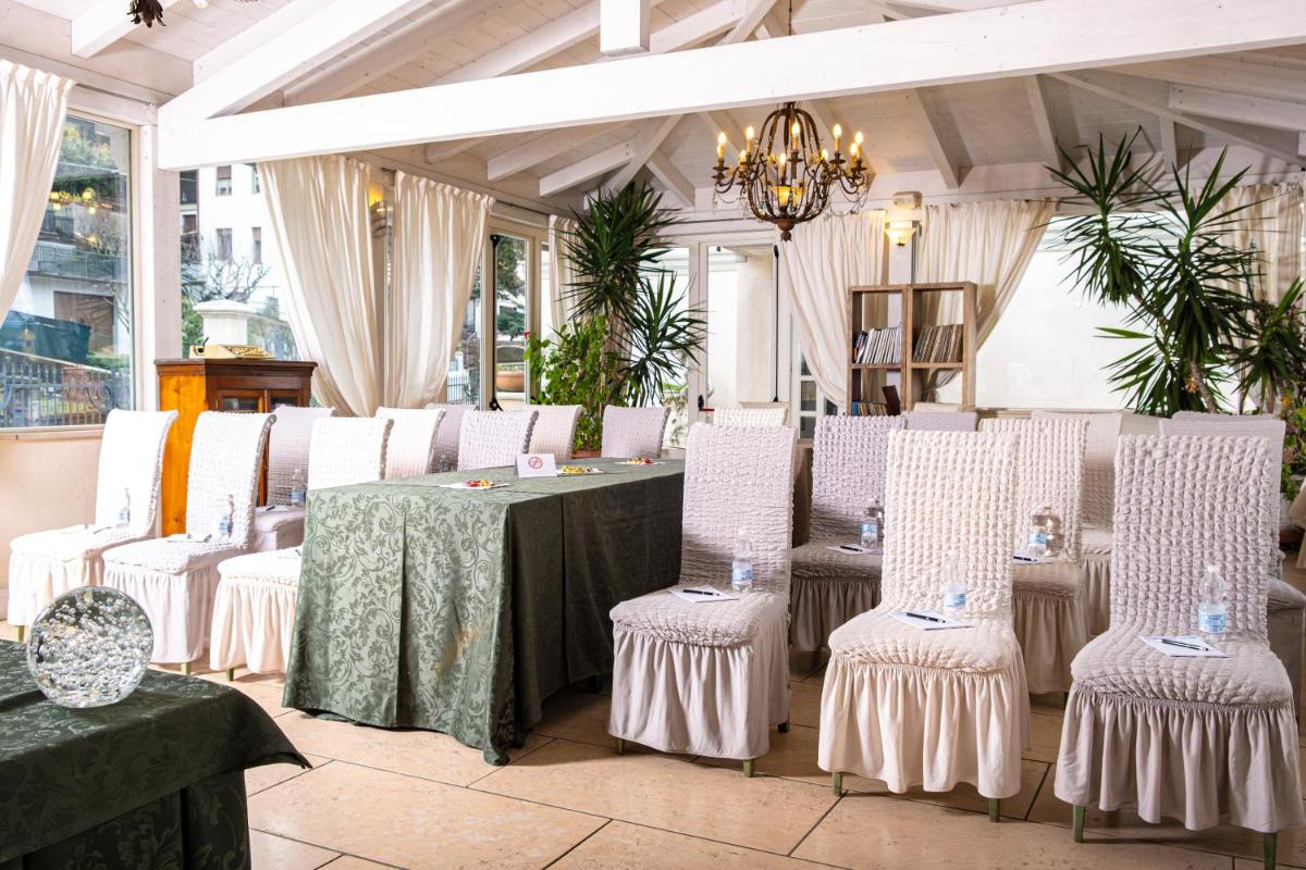 Hotel Vandelli - Housity