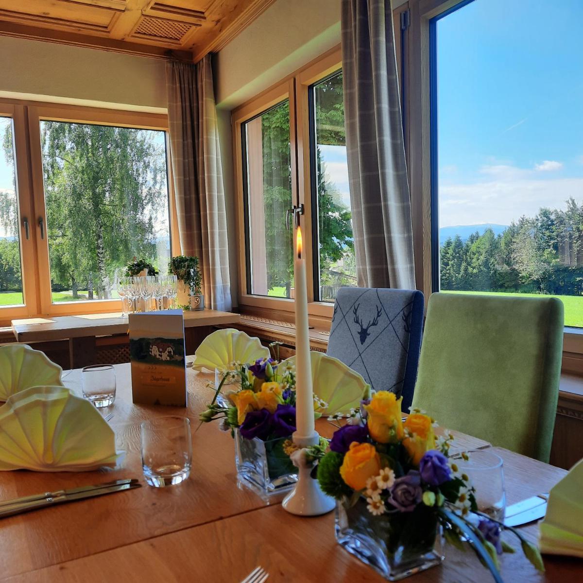 Hotel Gasthof Jägerhaus - Housity