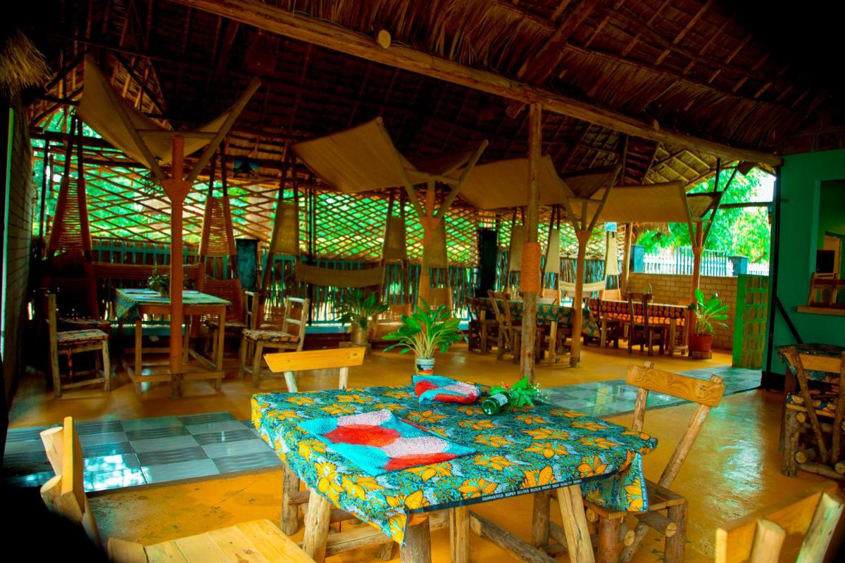 Royal Wonders Hotel - Housity