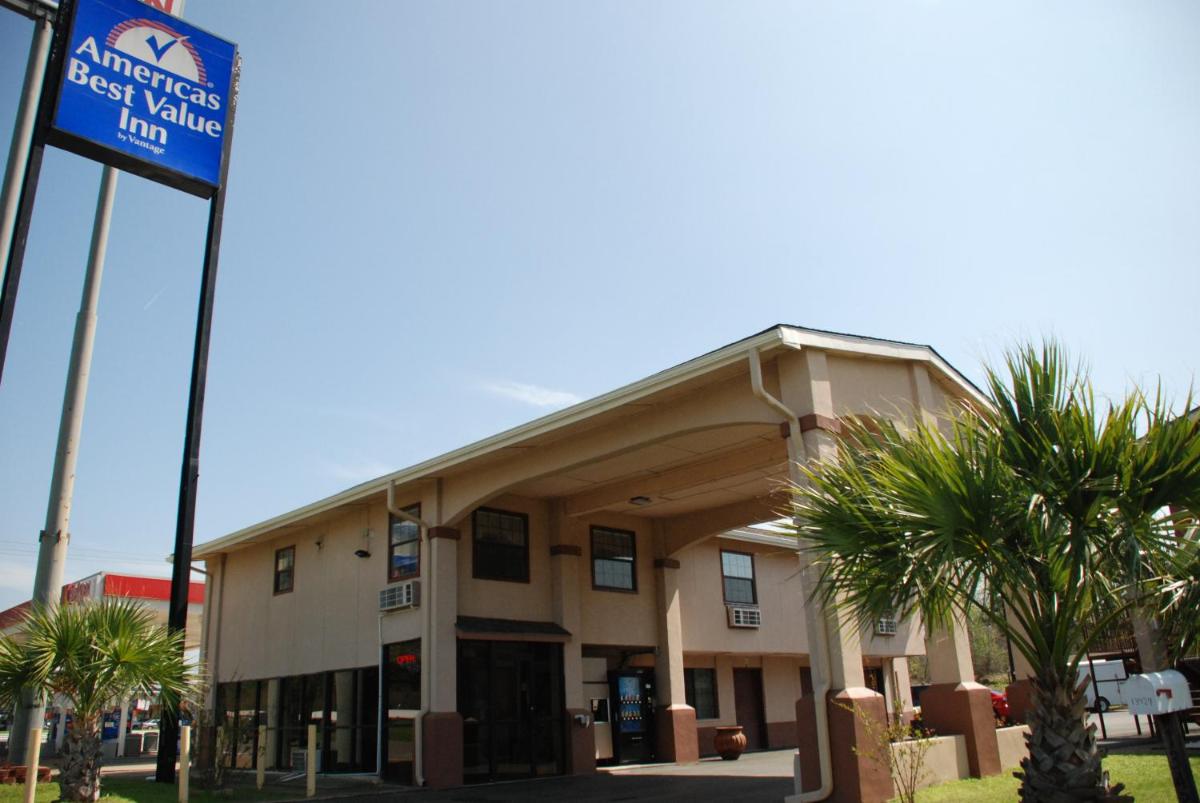 Apple Tree Inn - Housity