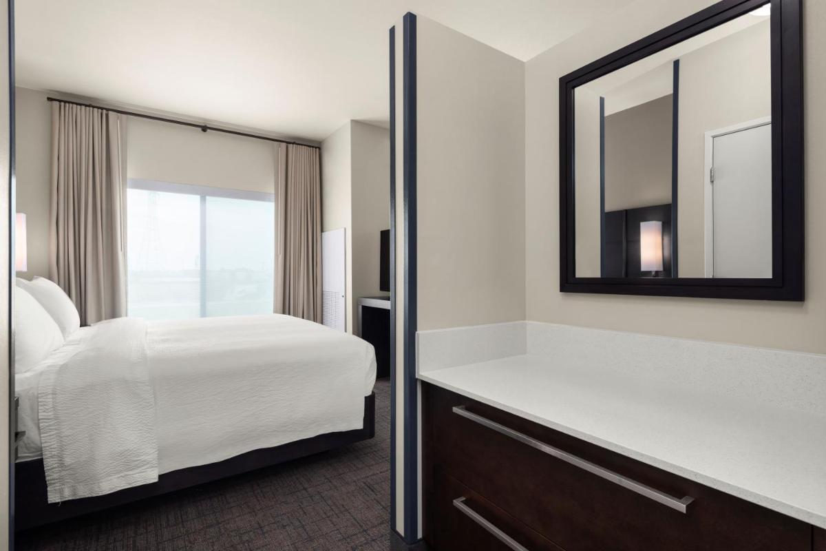 Residence Inn by Marriott East Peoria - Housity