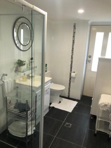 Water Street - Garden Views - Housity