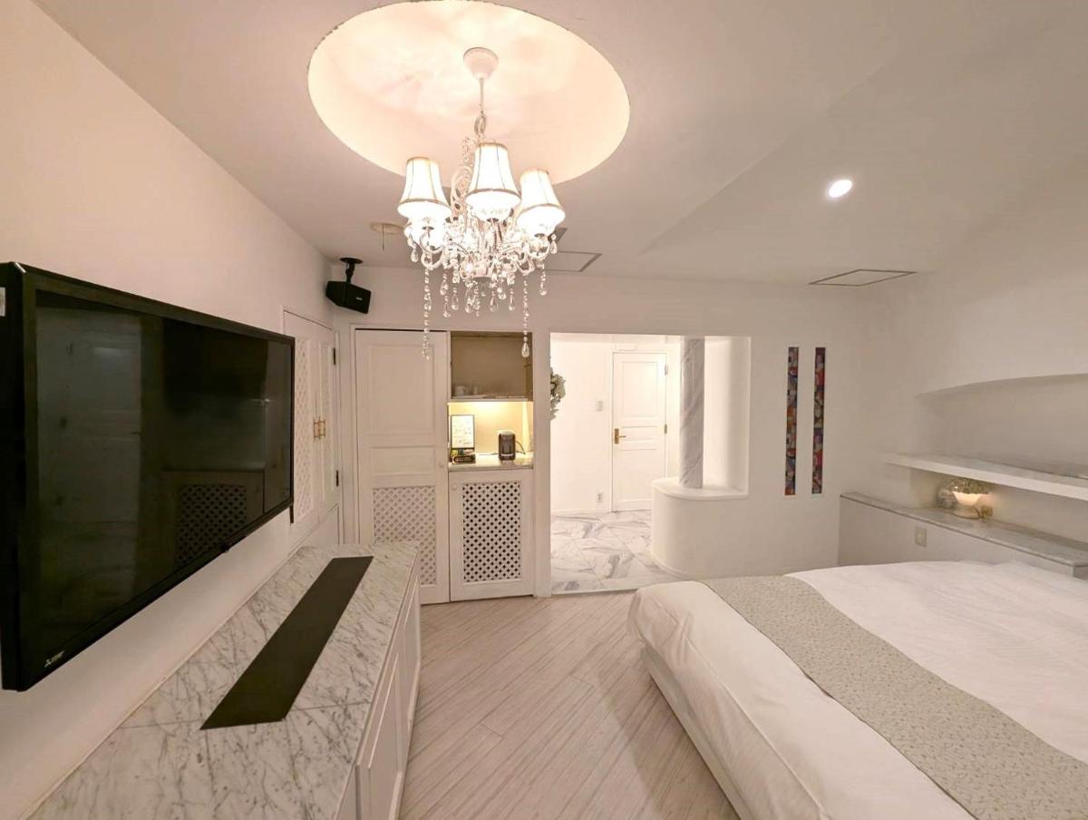 Hotel First (Adult Only) - Housity