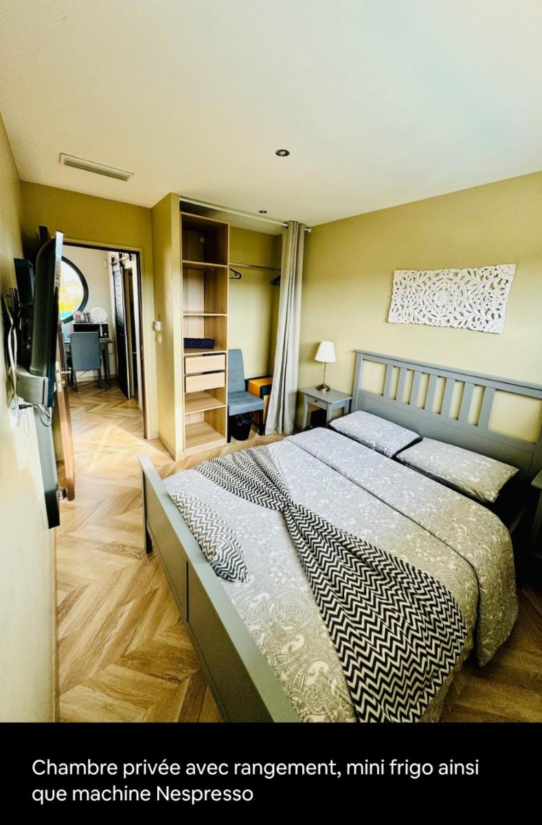 Villa Cardelin, Chambre privée, proche Aéroport et Airbus, - Housity