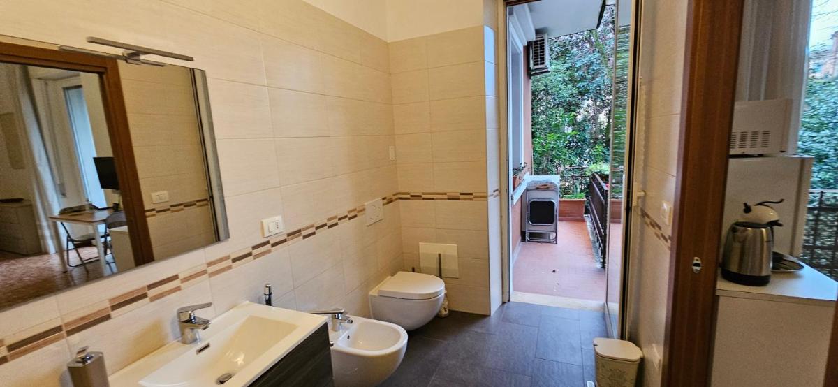 Lo Scoiattolo - Housity