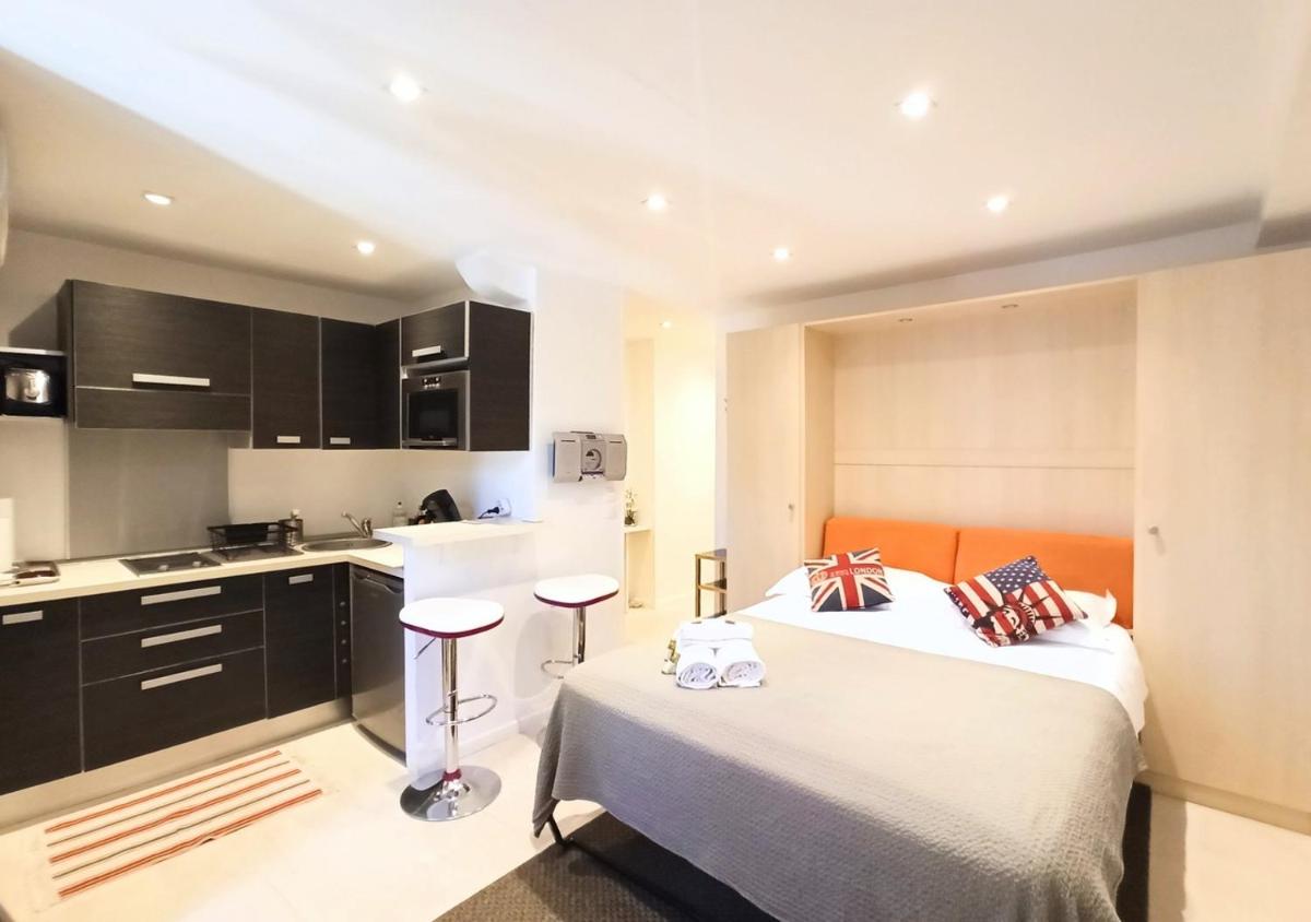 Viva Riviera - 19 rue des Frères Pradignac - Housity
