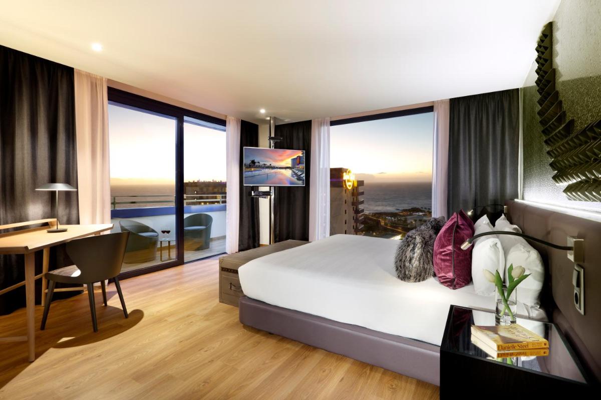Cama o camas de una habitación en Hard Rock Hotel Tenerife