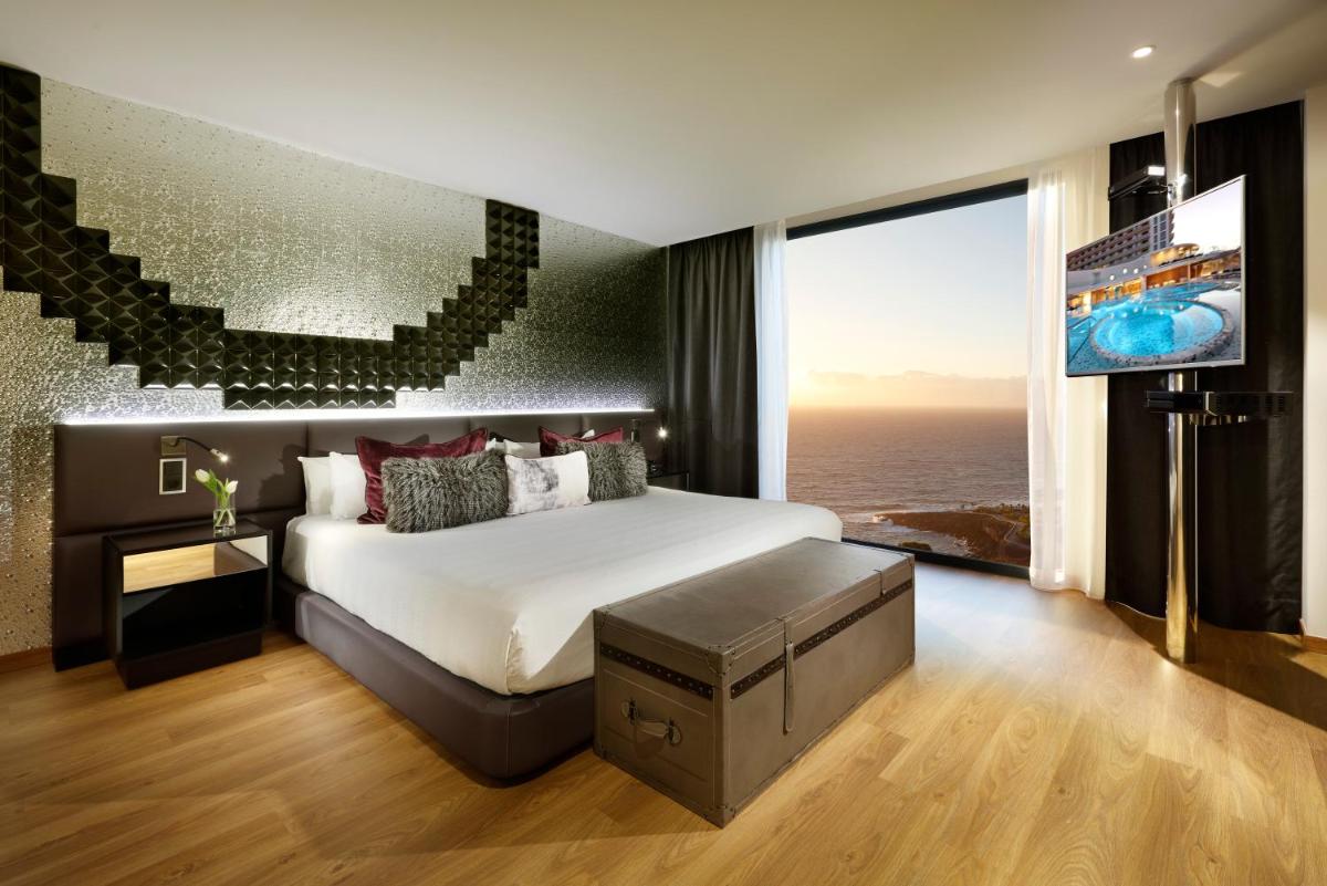 Cama o camas de una habitación en Hard Rock Hotel Tenerife