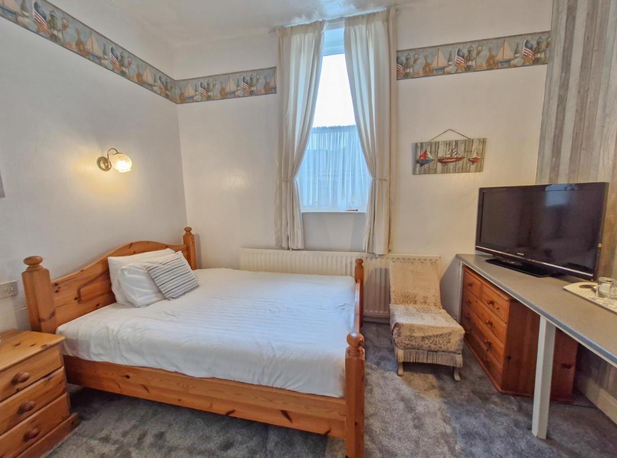Wharton Arms Hotel - Housity