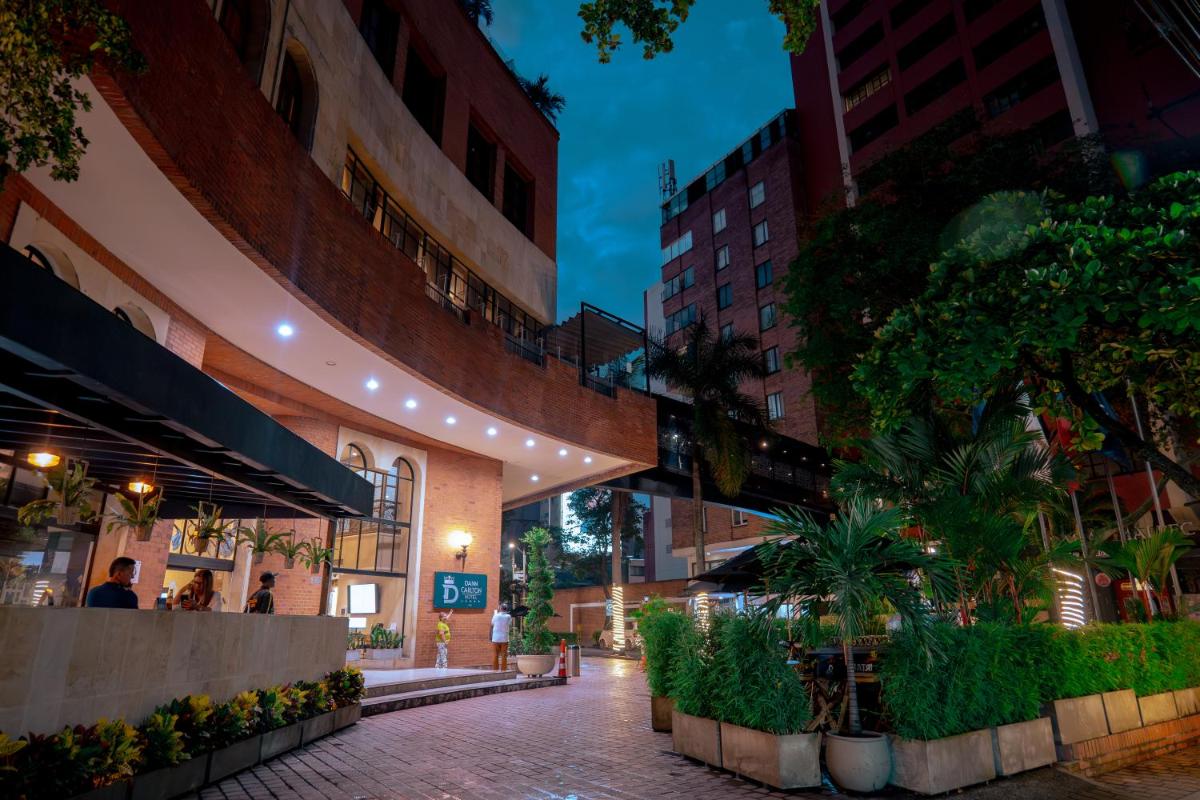 Hotel Dann Cali - Housity