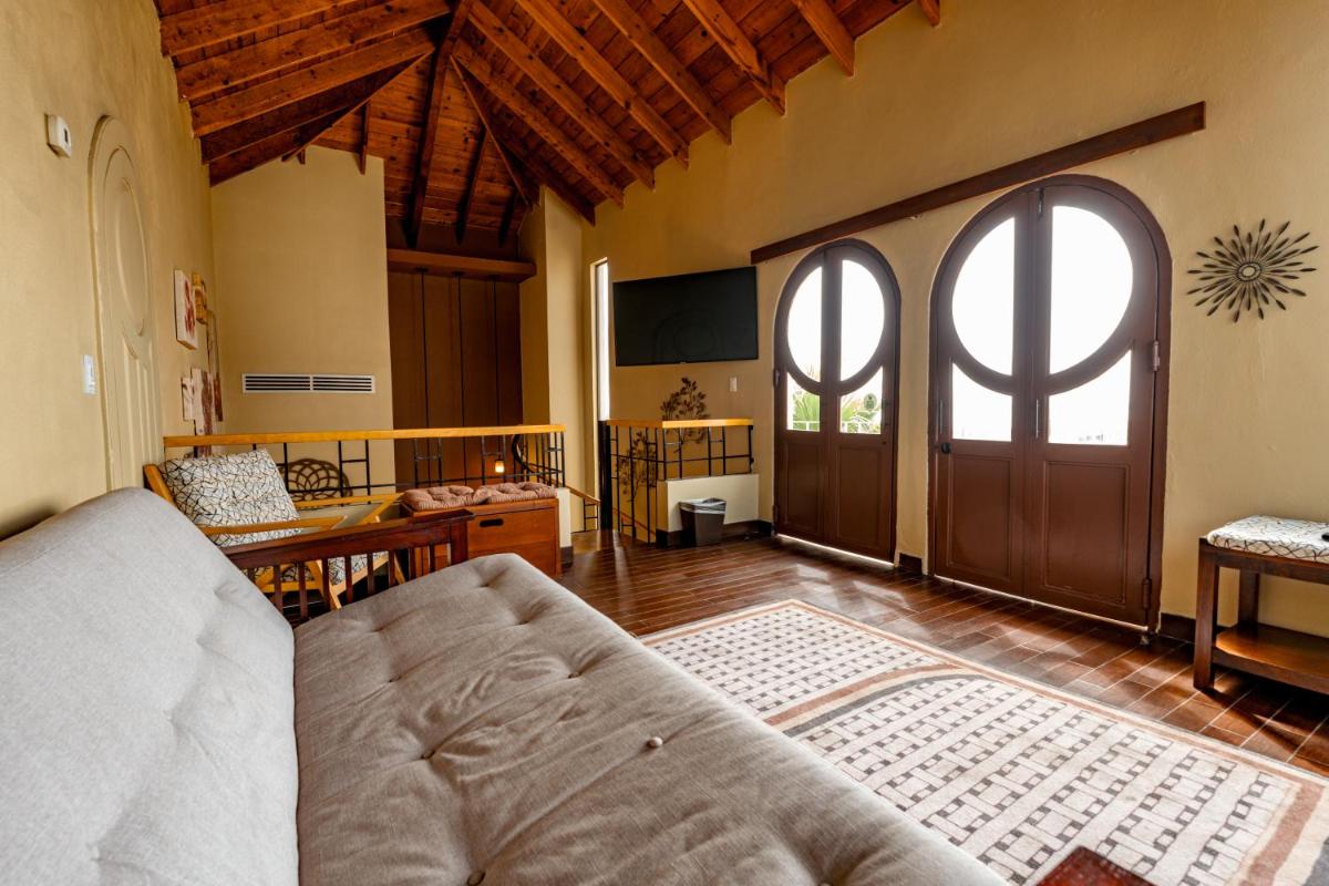 Corona Hotel & Spa - Housity