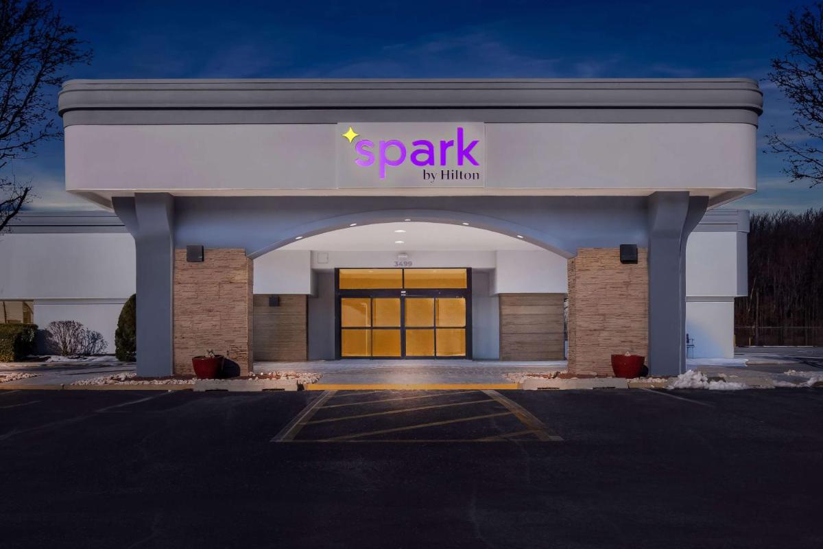 Spark By Hilton Bensalem Philadelphia - Housity