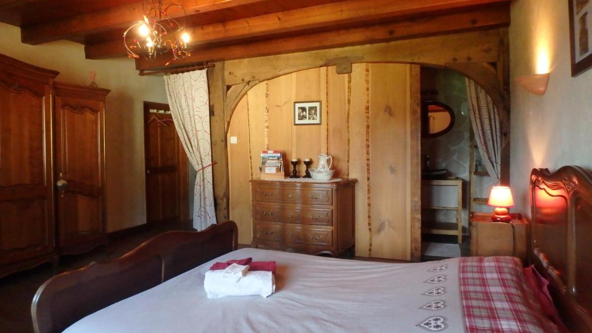 Blanche-Roche, Chambre et table d'hôtes au calme - Housity