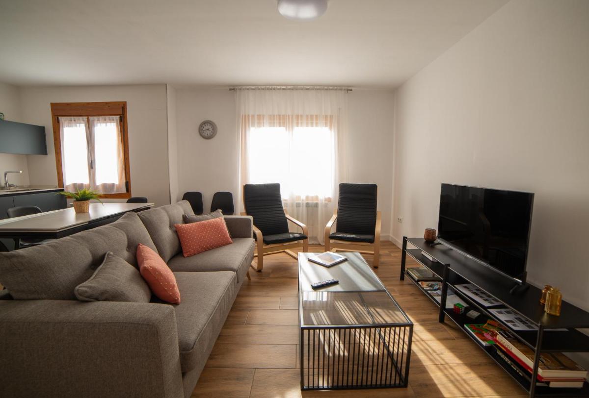 Casa Tierra Viva, junto a Bardenas Reales y Sendaviva - Housity