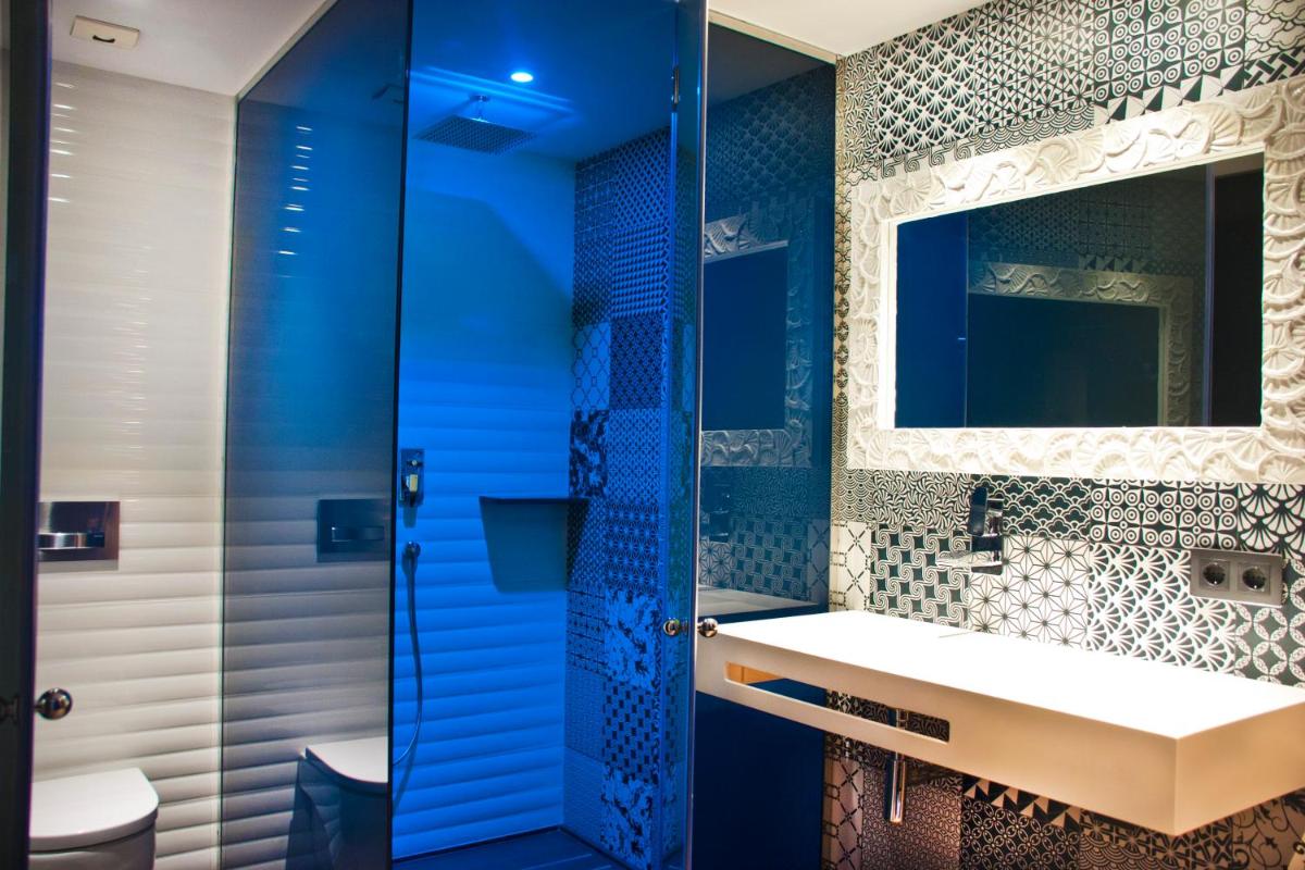 Un baño de Sant Jordi Boutique Hotel