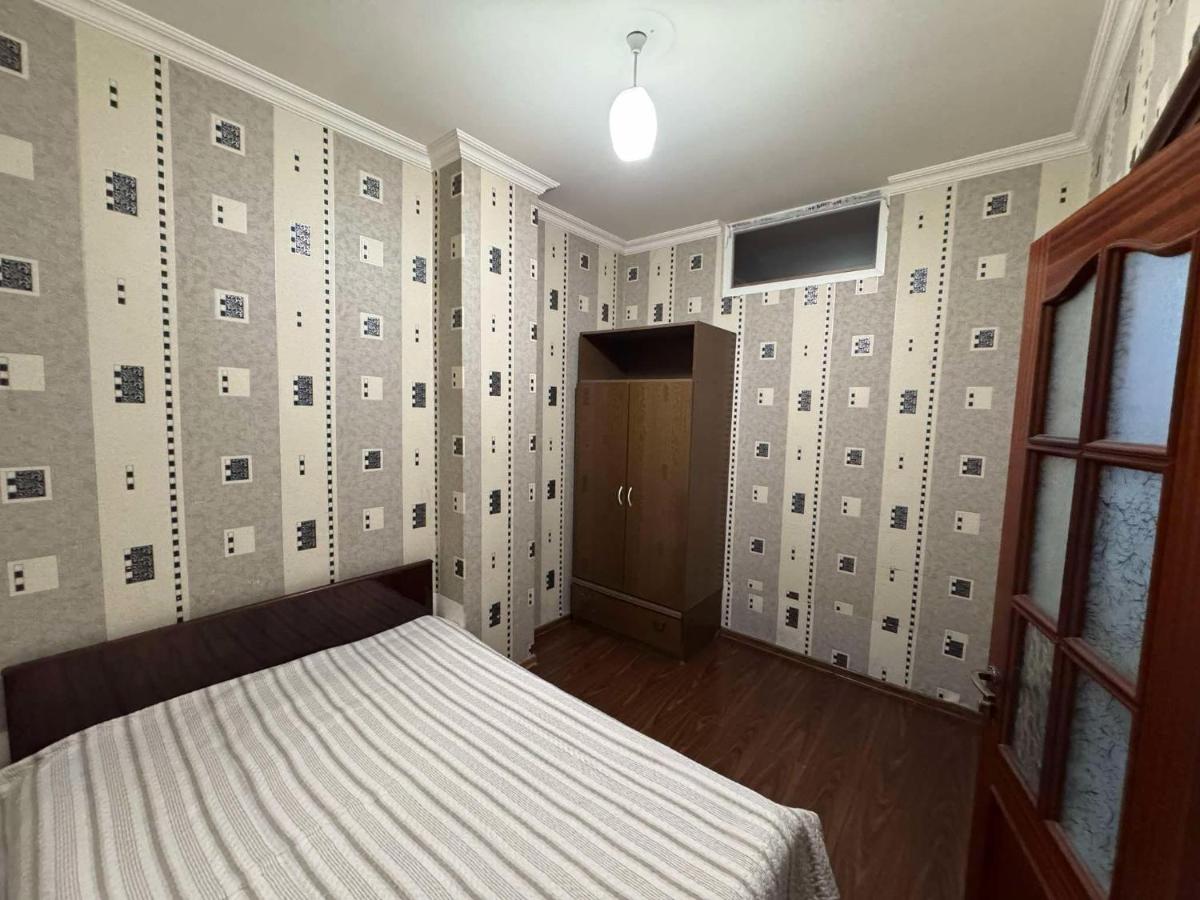 Nana's Flats - Housity