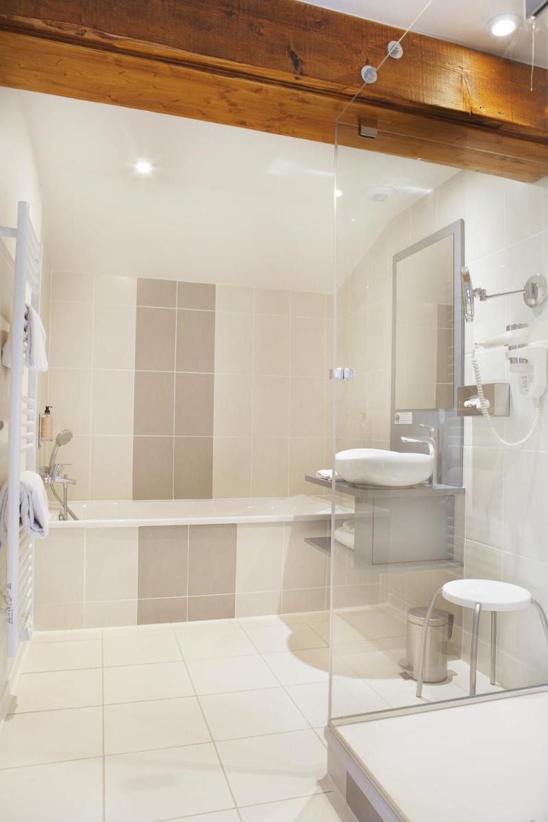 Auberge Bressane de Buellas - Housity