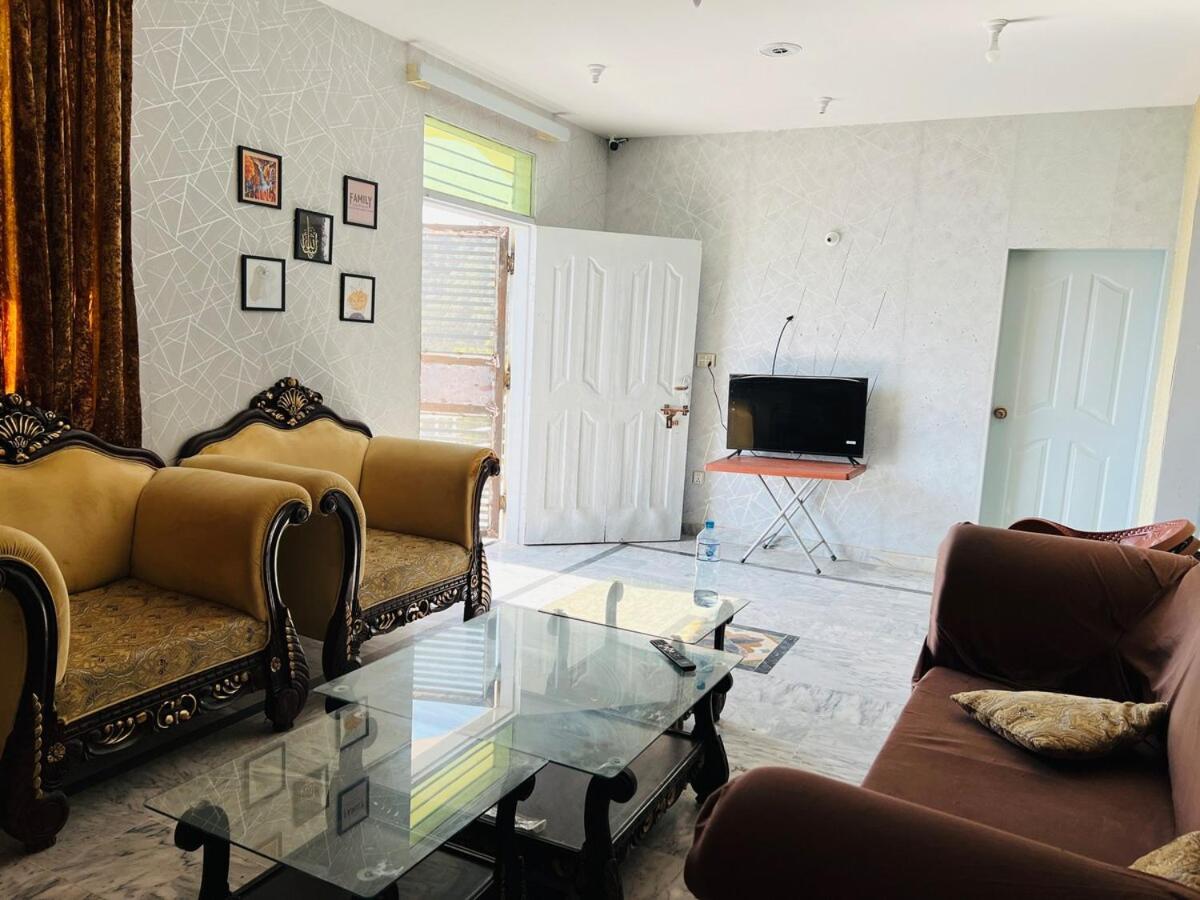 Asads Peaceful Nest - Housity