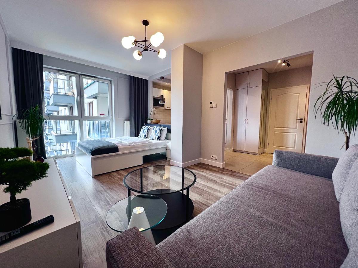 Airport Apartment Warszawa - Housity