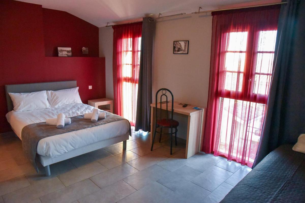 Hôtel du vieux pont - Housity