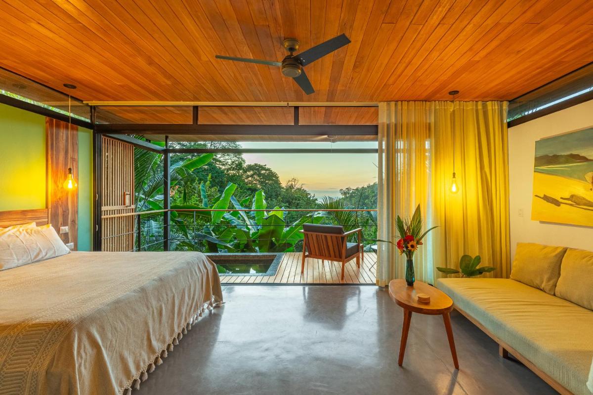 The Green House, Santa Teresa - Adults Only - Housity