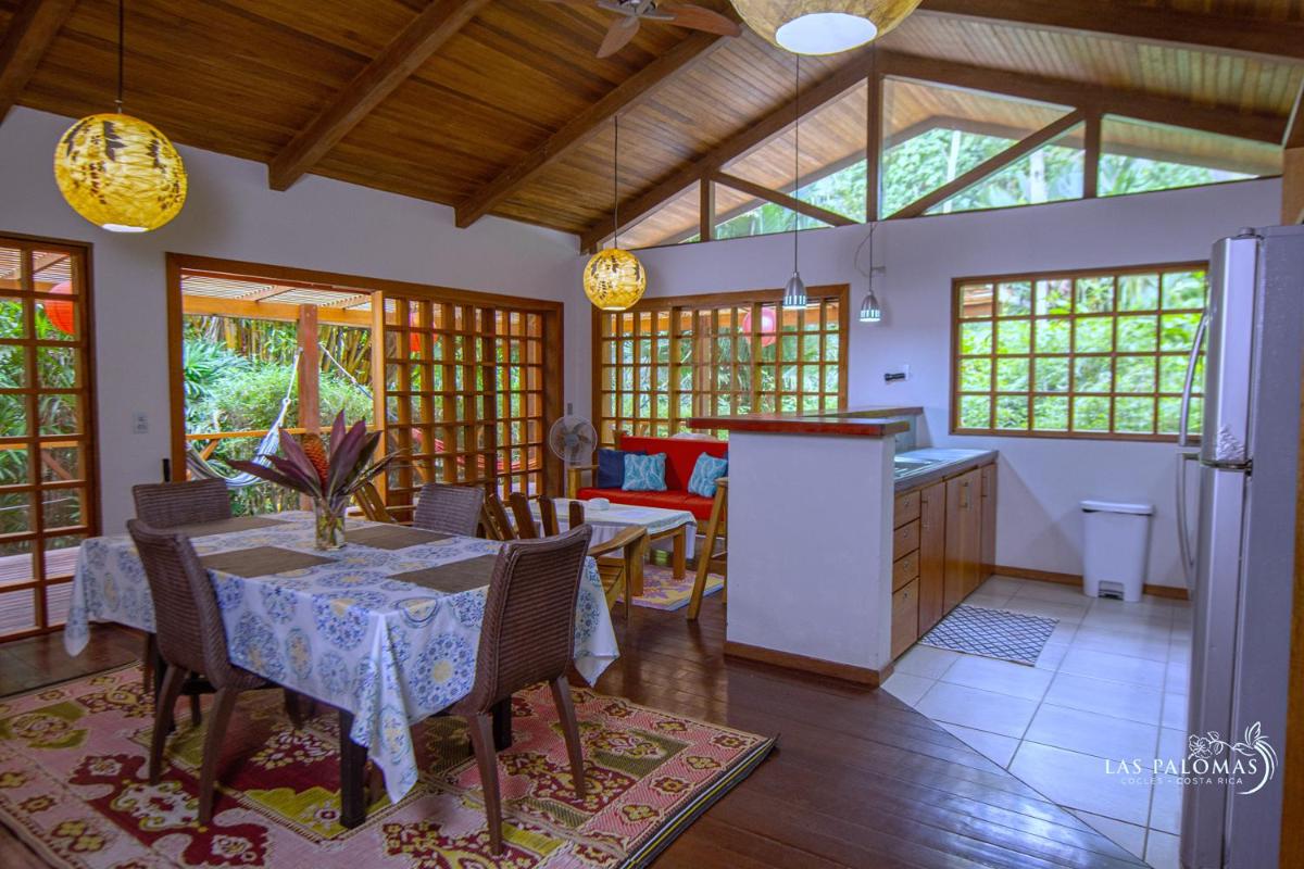 Las Palomas Villas - Housity