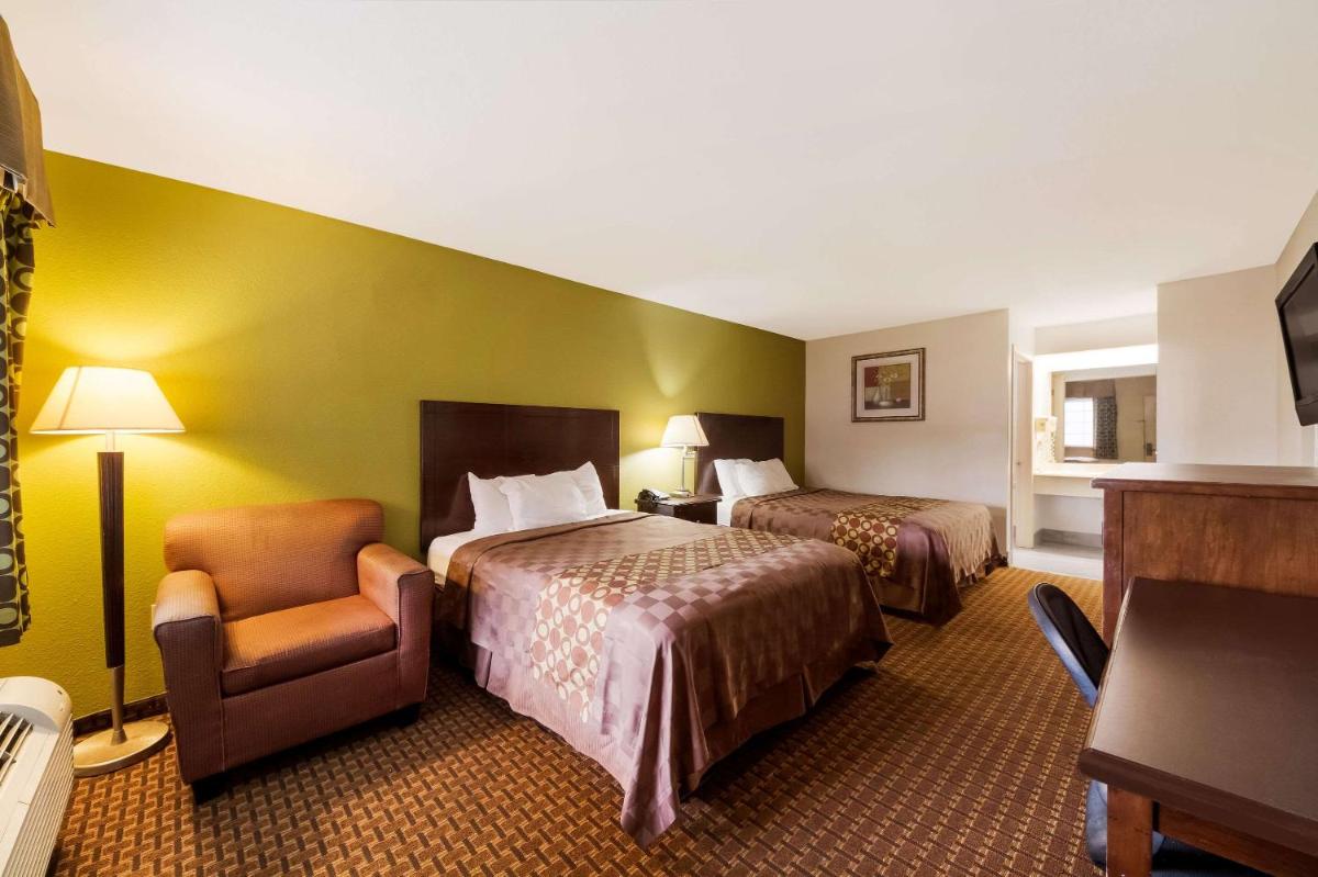 Rodeway Inn & Suites Corpus Christi Northwest - Housity