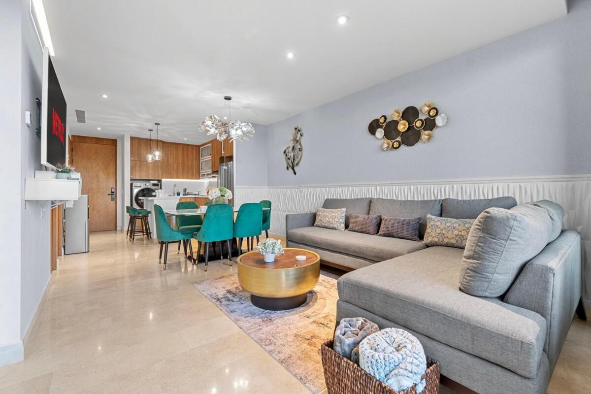 Zantamar 2B 2B Luxury Apartment on the Beach - Housity