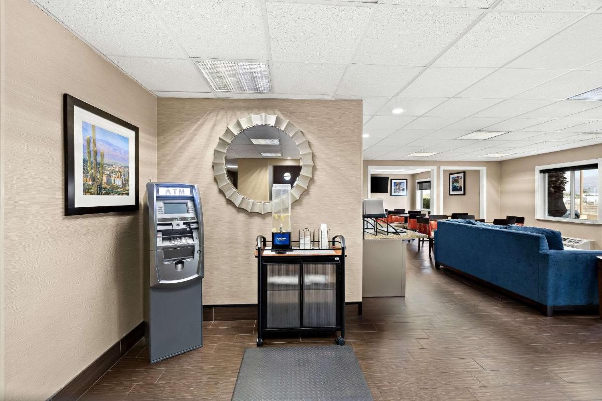 Comfort Inn Tucson Central - Housity