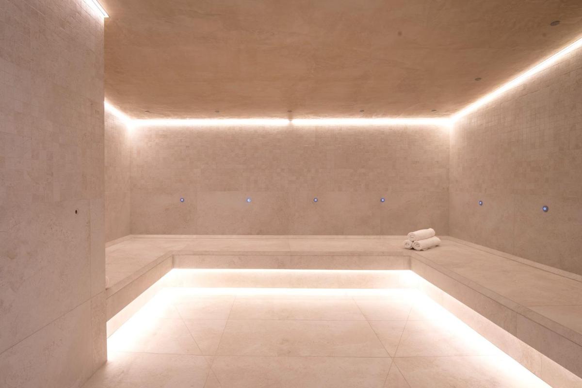 The Hotel Brussels - Hizvo