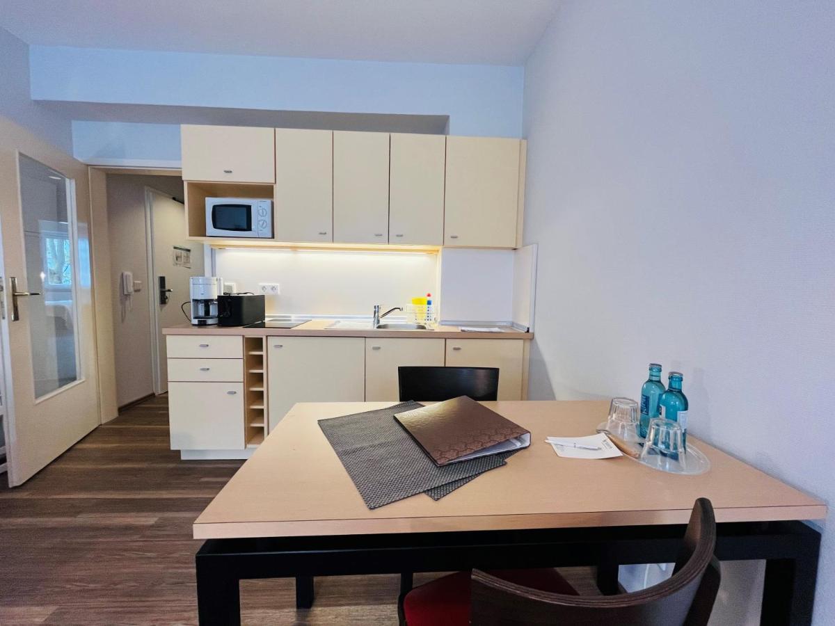 Xenios Apartments Frankfurt Westend - Housity