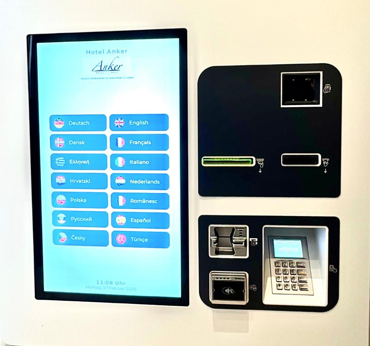 Anker Self-Check-In Hotel - Housity