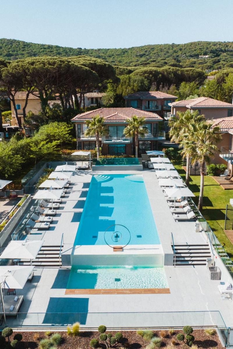 Piscine de l'établissement Kube Saint-Tropez ou située à proximité