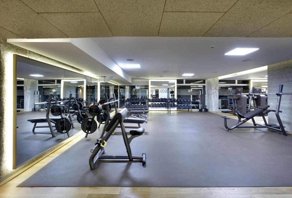 Gimnasio o instalaciones de fitness de NH Collection Madrid Eurobuilding