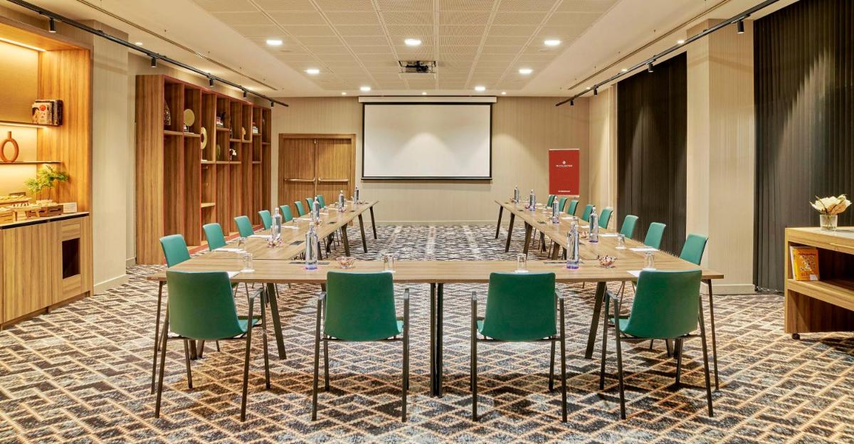 Zona business o sala de conferencias en NH Collection Madrid Eurobuilding