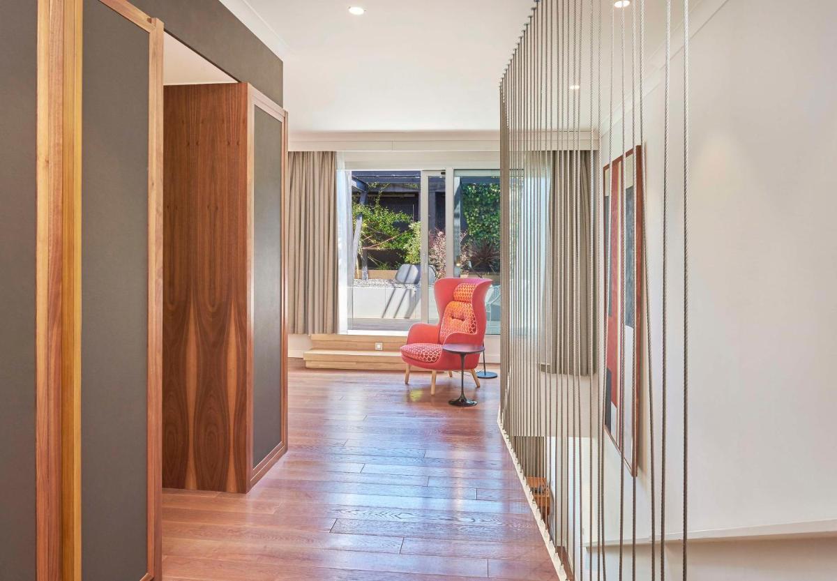 Zona de estar de NH Collection Madrid Eurobuilding