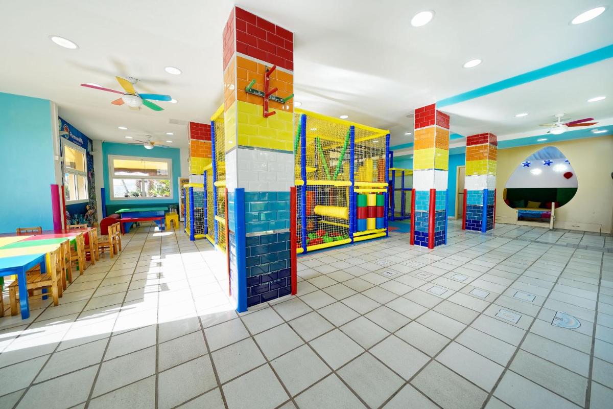 Club infantil en Bull Dorado Beach & SPA