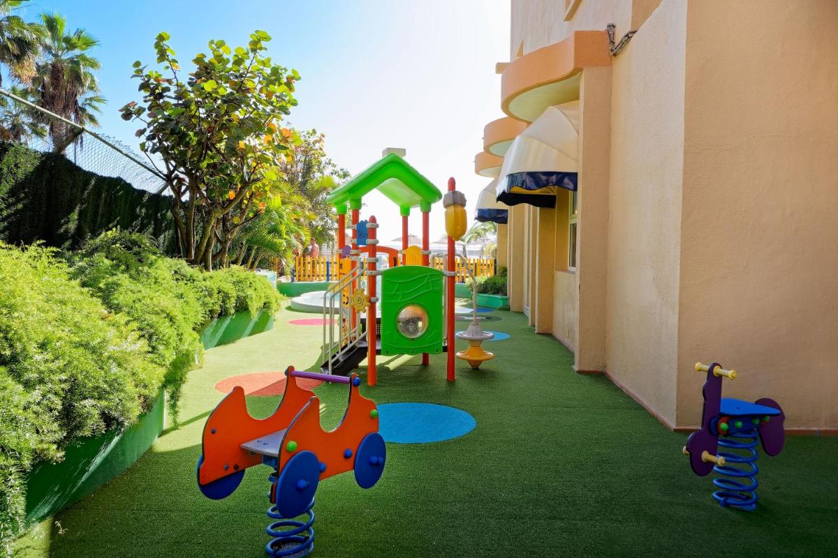 Zona de juegos infantil en Bull Dorado Beach & SPA