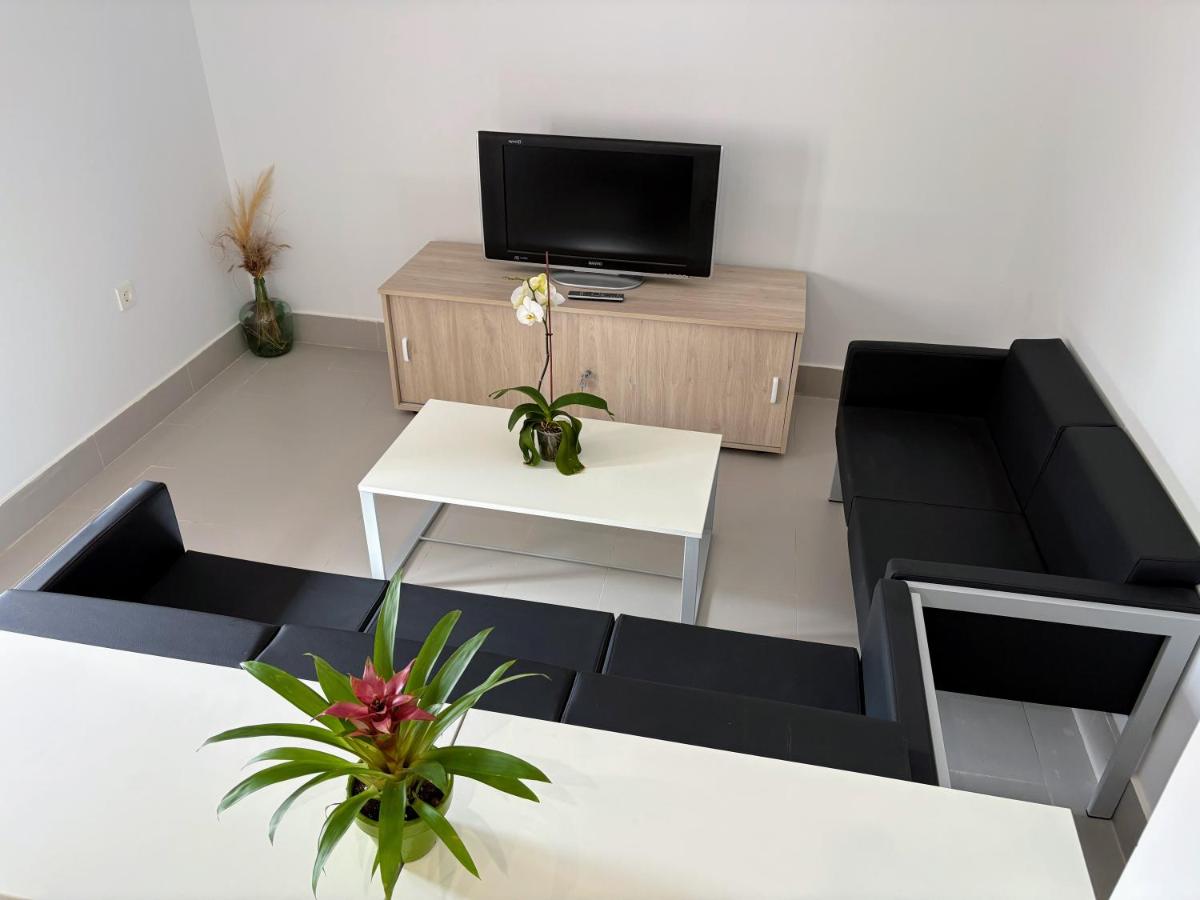 Albergue Tierras de Frontera - Housity