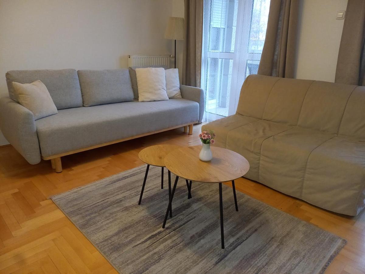 InnerCity Apartments - Housity