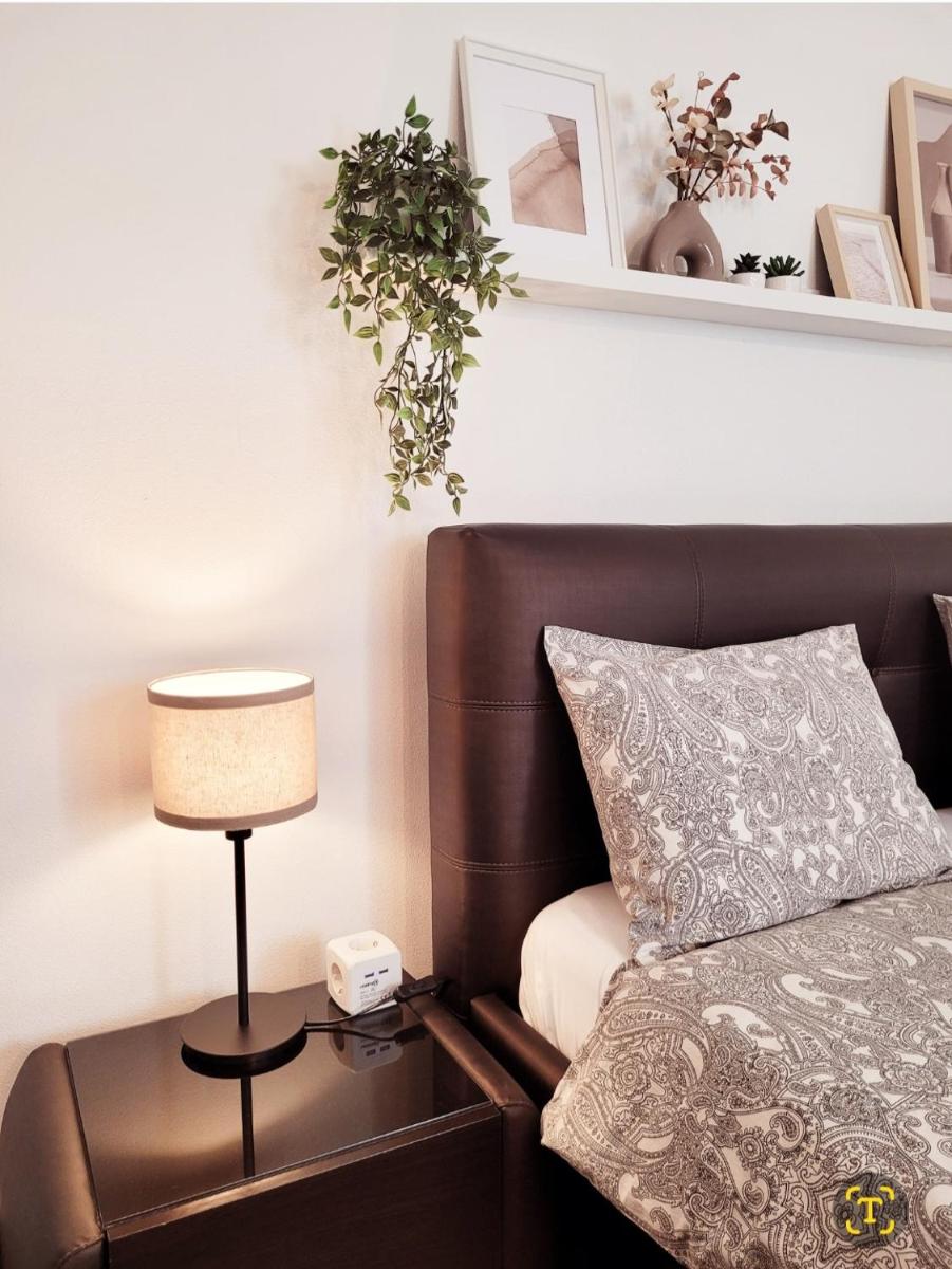 Rose Garden House - Housity