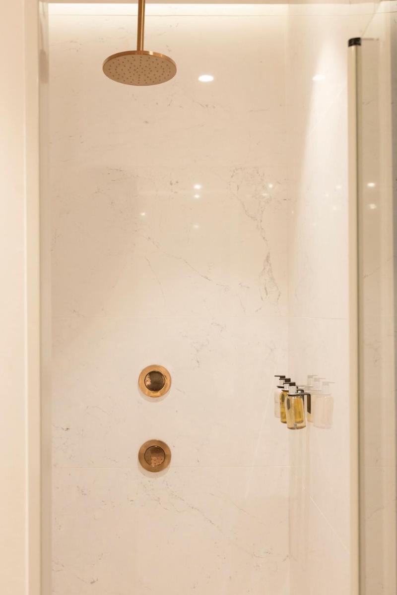 Un baño de Hotel Boutique Sidonia