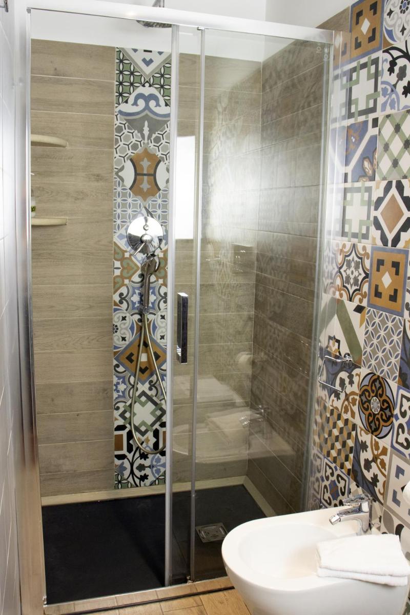 ALBERGO LOCANDA DIANA - Housity