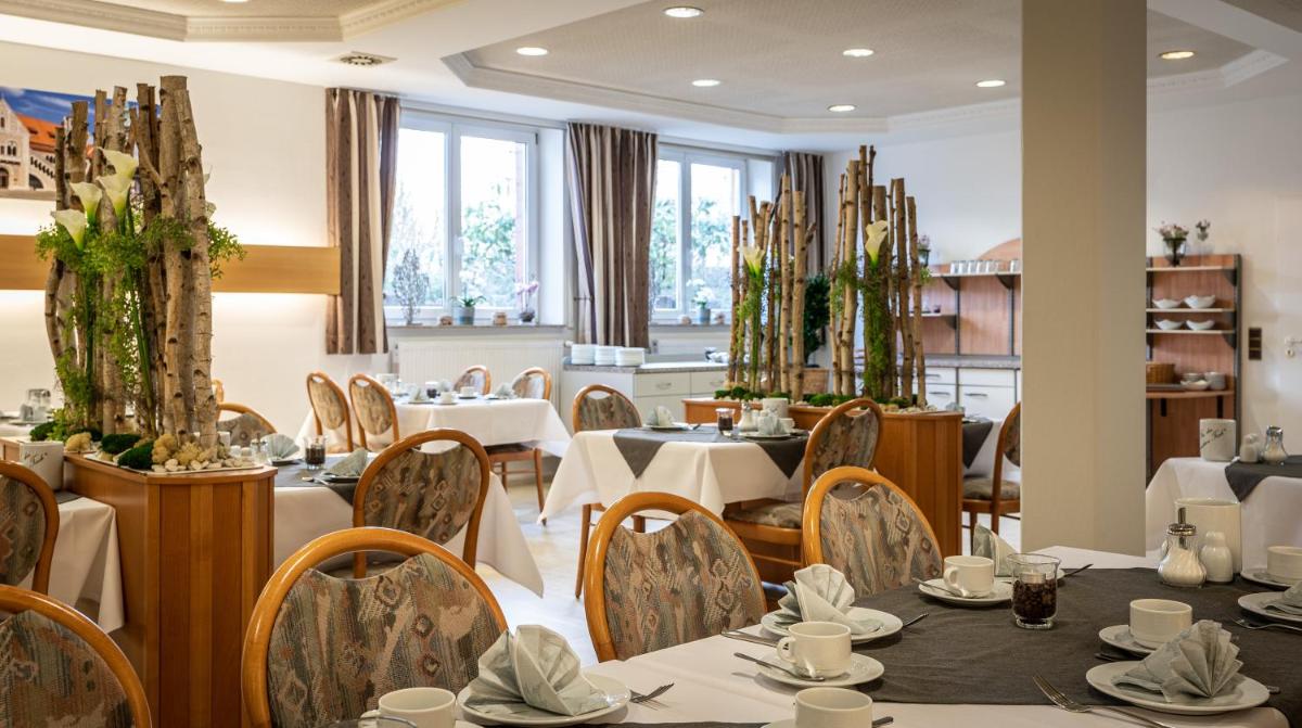 Hotel Pfälzer Hof GmbH - Housity