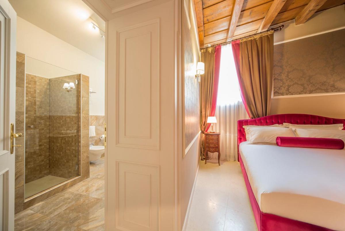 Lady Capulet Apartments - Housity