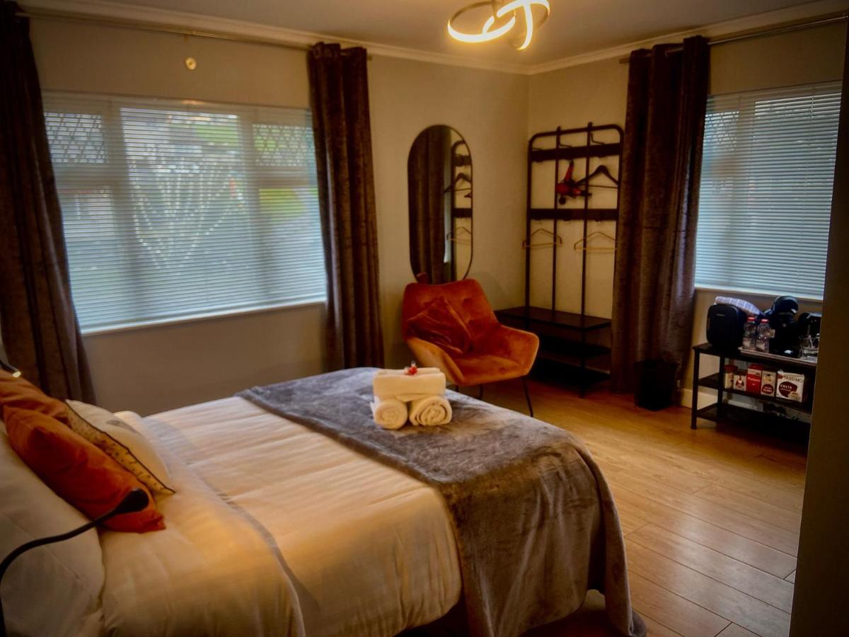 Shanroe Accommodation - Housity