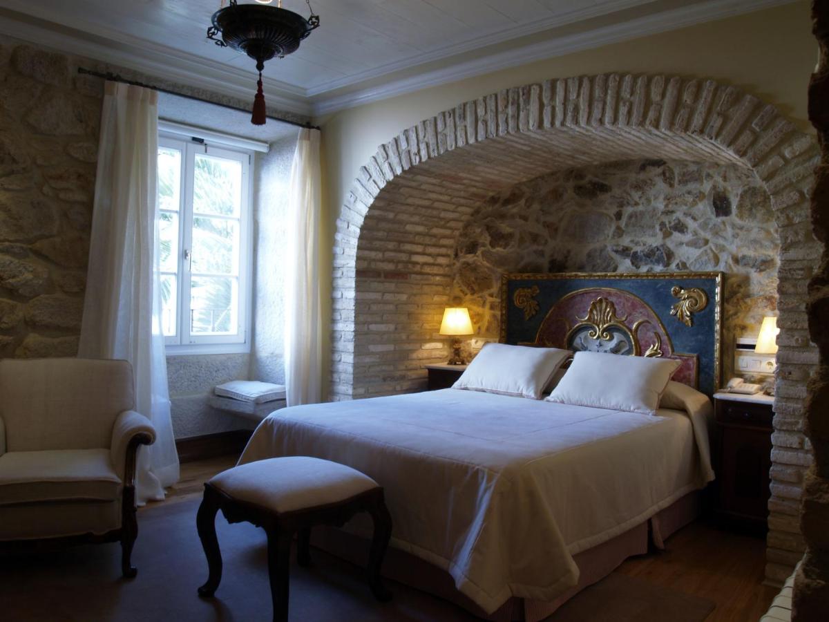 Hotel Monumento Convento de San Benito - Housity