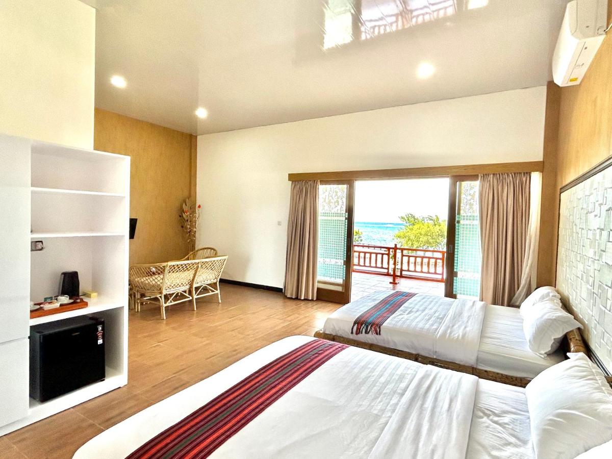 Bayview Beach Resort East Lombok - Housity